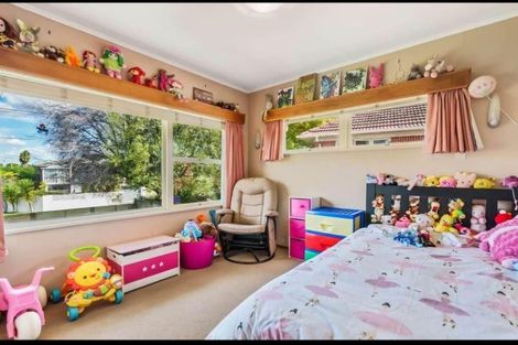 Photo of property in 30 Ingram Street, Papakura, 2110