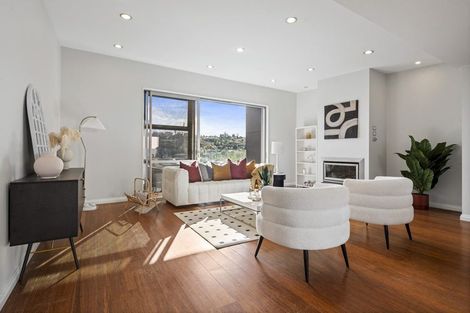 Photo of property in 10 Bayside Drive, Browns Bay, Auckland, 0630