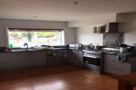 Photo of property in 2/1 June Place, Hamilton East, Hamilton, 3216