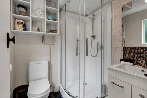 Photo of property in 49 Ngakoti Street, Urenui, 4375