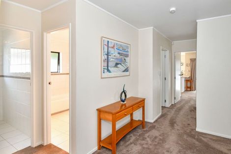 Photo of property in 2/13 Maunu Road, Papatoetoe, Auckland, 2025