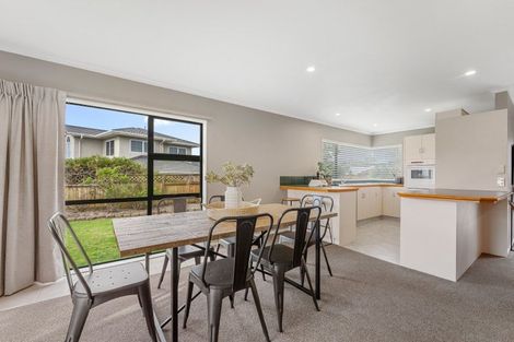 Photo of property in 23 Greenwood Place, Fitzherbert, Palmerston North, 4410