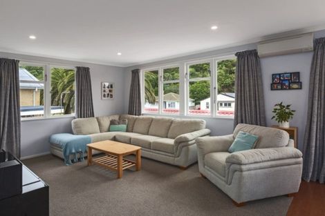 Photo of property in 91 Rangituhi Crescent, Takapuwahia, Porirua, 5022