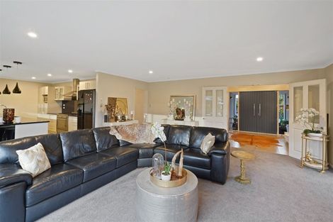 Photo of property in 12 Queenswood Gardens, Mairehau, Christchurch, 8052