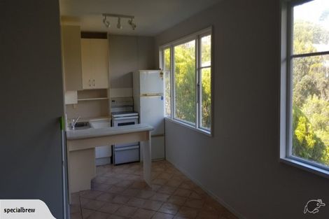 Photo of property in 64 Kinghorne Street, Strathmore Park, Wellington, 6022