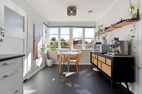 Photo of property in 80 Fairfield Road, Fairfield, Hamilton, 3214