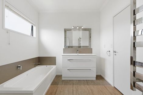 Photo of property in 32 Vale Street, Otumoetai, Tauranga, 3110