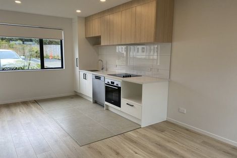 Photo of property in 24 Paetai Lane, Te Atatu Peninsula, 0610