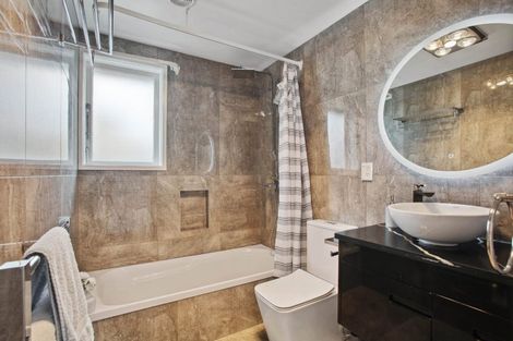Photo of property in 75b Tabitha Crescent, Henderson, Auckland, 0612