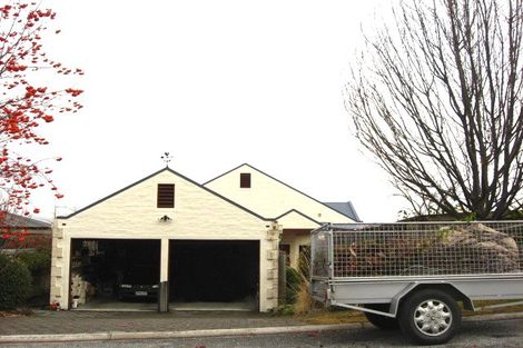 Photo of property in 51 Cotter Avenue, Arrowtown, 9302