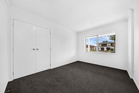 Photo of property in 5 Frank Evans Place, Henderson, Auckland, 0610