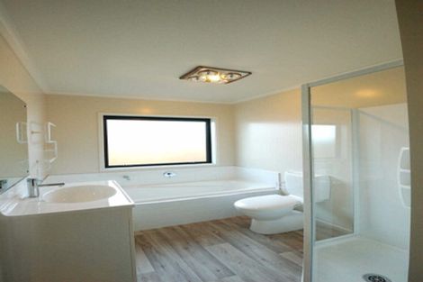 Photo of property in 19 Pakohe Street, Pegasus, 7612