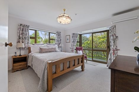 Photo of property in 16 Freeth Drive, Ridgewood, New Plymouth, 4371