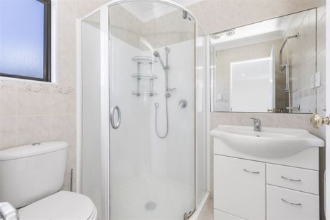 Photo of property in 59g Hillsborough Road, Hillsborough, Auckland, 1042