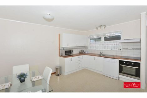 Photo of property in 12 Graham Street, One Tree Point, 0118