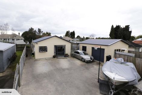 Photo of property in 38a Pine Avenue, Henderson, Auckland, 0612
