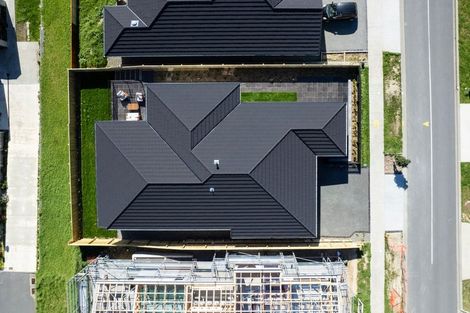 Photo of property in 26 Te Hoiere Street, Aotea, Porirua, 5024