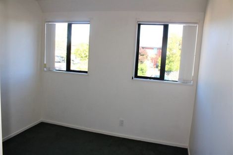 Photo of property in 74 Mandeville Street, Riccarton, Christchurch, 8011