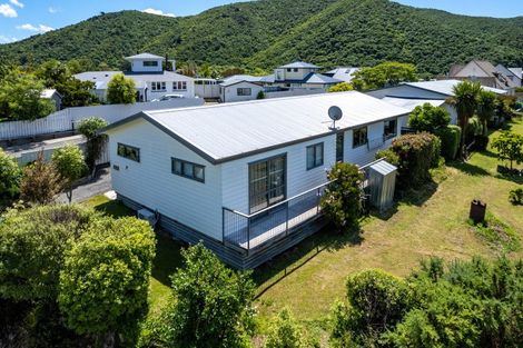 Photo of property in 247b Waikawa Road, Waikawa, Picton, 7220