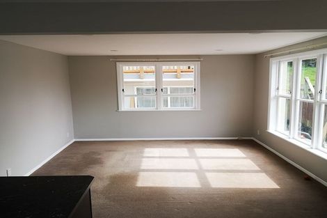 Photo of property in 187 Sievers Grove, Cannons Creek, Porirua, 5024