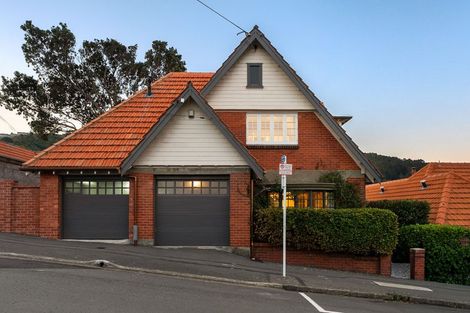 Photo of property in 84 Bolton Street, Kelburn, Wellington, 6012
