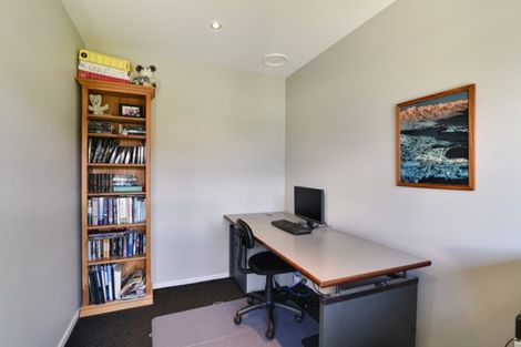 Photo of property in 4 Herries Lane, Lake Hayes, Queenstown, 9304