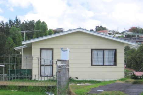 Photo of property in 85 Brunner Road, Glen Eden, Auckland, 0602