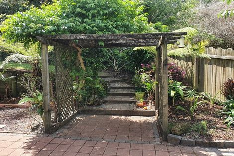 Photo of property in 2/110 Nigel Road, Browns Bay, Auckland, 0630