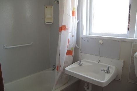 Photo of property in 27 Auburn Avenue, Upper Riccarton, Christchurch, 8041