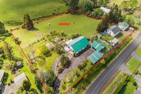 Photo of property in 33 Needham Road, Paerata, Drury, 2578