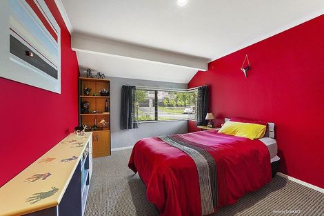 Photo of property in 14 Longmont Terrace, Churton Park, Wellington, 6037