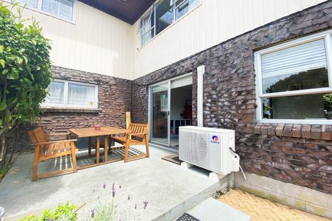 Photo of property in 3/57 Aroha Avenue, Sandringham, Auckland, 1025