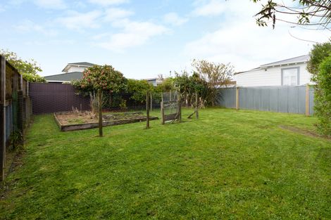 Photo of property in 276 Grey Street, Palmerston North, 4414