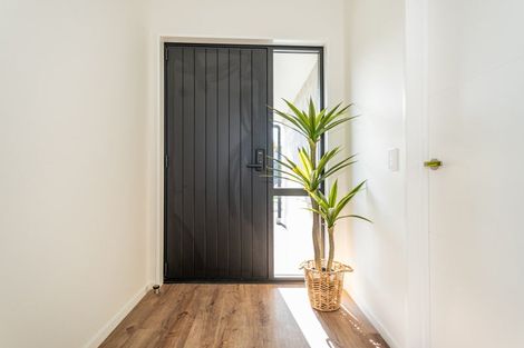 Photo of property in 5 Arrowsmith Drive, Clover Park, Auckland, 2019