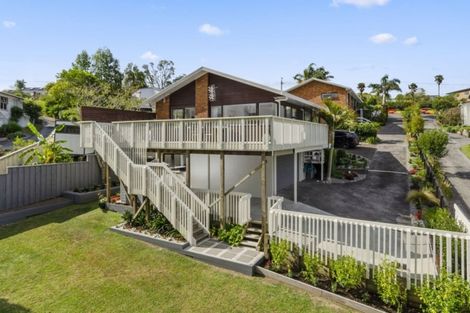 Photo of property in 2/60 Killarney Avenue, Torbay, Auckland, 0630