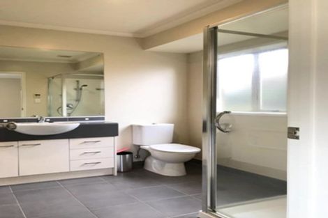 Photo of property in 3 Stornaway Drive, Flat Bush, Auckland, 2016