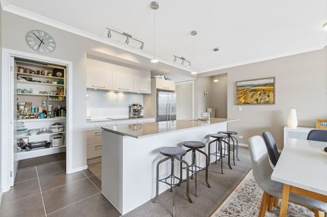 Photo of property in 27 Landmark Terrace, Orewa, 0931