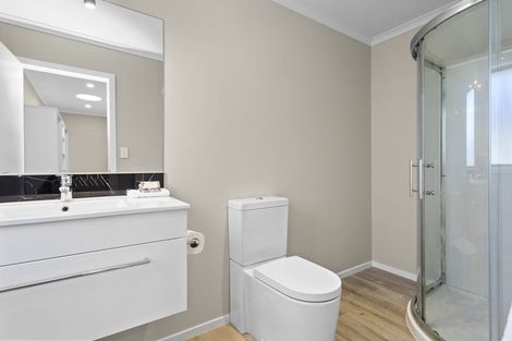 Photo of property in 10 Jarrett Terrace, Leamington, Cambridge, 3432