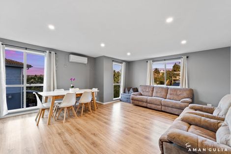 Photo of property in 18 Hydra Place, Glen Eden, Auckland, 0602