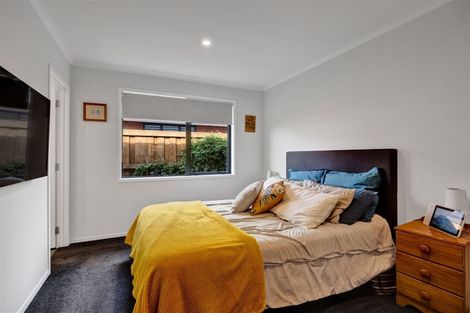 Photo of property in 16 Nukuroa Close, Waitara, 4320