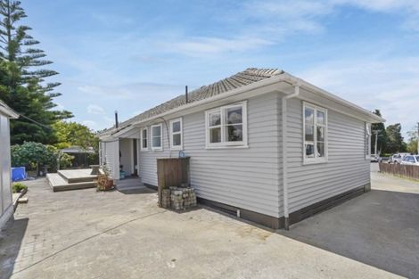 Photo of property in 14 Watts Crescent, Hamilton East, Hamilton, 3216