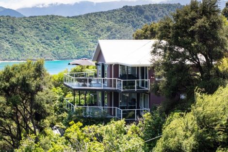 Photo of property in 16 Lawrence Street, Havelock, 7100