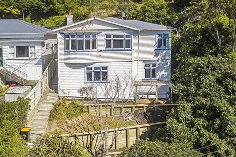 Photo of property in 51 Farnham Street, Mornington, Wellington, 6021