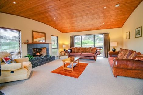 Photo of property in 29 Harrison Road, Fordell, Whanganui, 4577