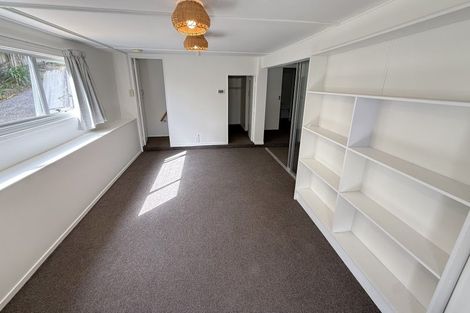 Photo of property in 9 William Souter Street, Forrest Hill, Auckland, 0620