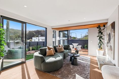 Photo of property in 365b Karori Road, Karori, Wellington, 6012