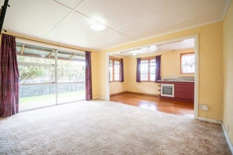 Photo of property in 128 Roberts Line, Kelvin Grove, Palmerston North, 4414