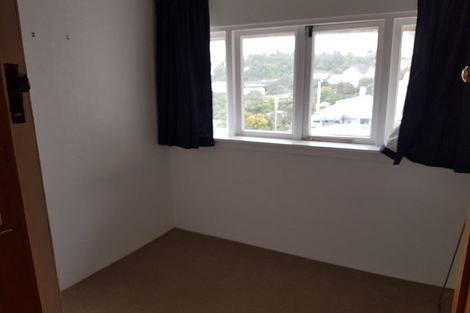 Photo of property in 17 Saint Michaels Crescent, Kelburn, Wellington, 6012