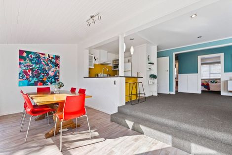 Photo of property in 15 Moana Terrace, Lynmore, Rotorua, 3010