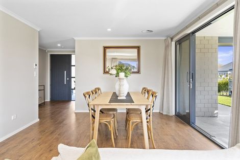 Photo of property in 10 Jarrett Terrace, Leamington, Cambridge, 3432